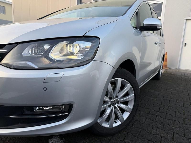 Gebraucht VW Sharan Highline 177 PS (130 kW) 2020 Van / Kleinbus