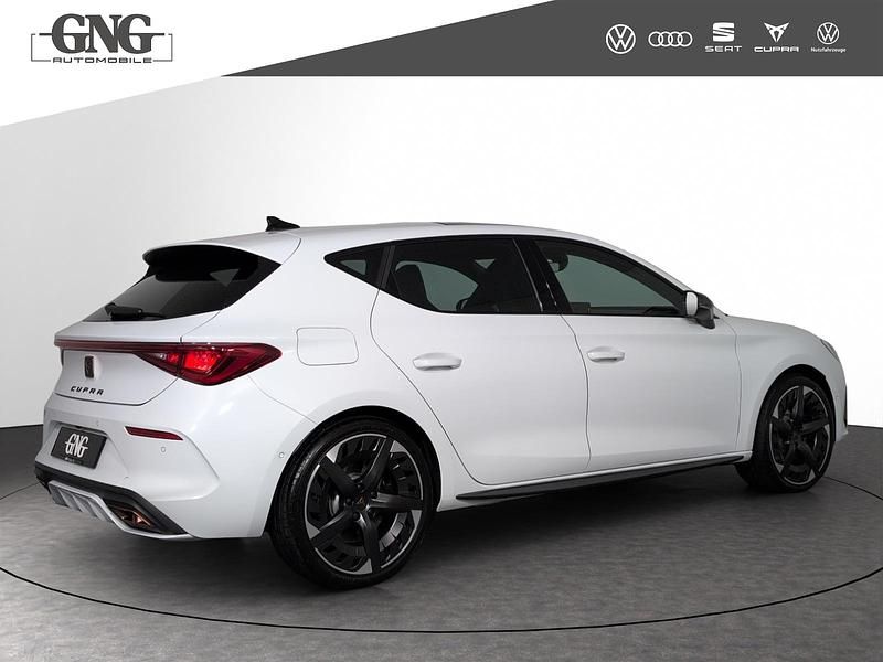Gebraucht Cupra Leon VZ 245 PS (180 kW) 2023 Weiss Limousine