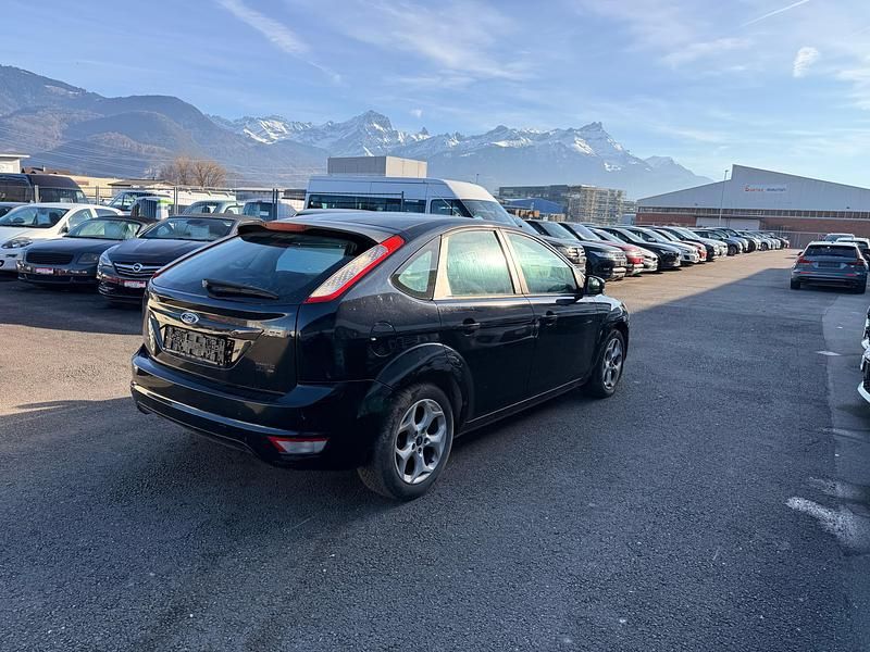 Gebraucht Ford Focus Titanium 145 PS (106 kW) 2009