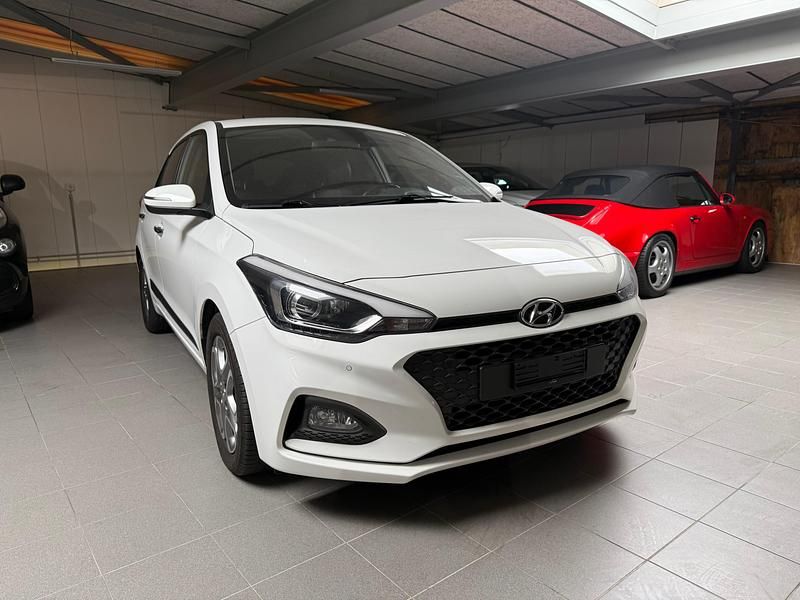 Gebraucht Hyundai i20 Active 120 PS (88 kW) 2019 Kleinwagen