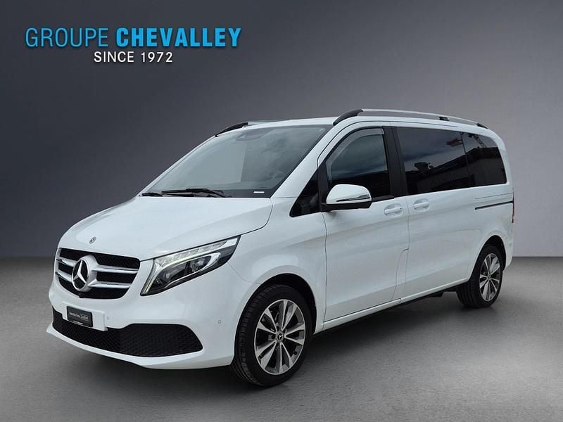 Weiss Gebraucht 2022 Mercedes V250 Van / Kleinbus | CHF 49’900 (Superpreis) - Bild 1/4
