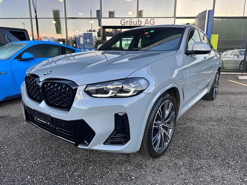 Grau Gebraucht 2022 BMW X4 Performance SUV | CHF 43’900 (Etwas zu teuer) - Bild 1/4