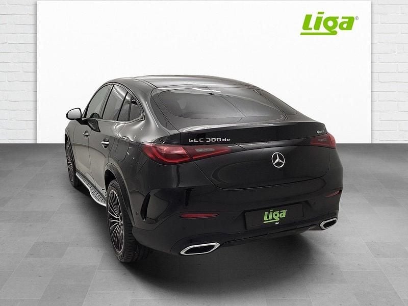Gebraucht Mercedes GLC300e AMG line 333 PS (244 kW) 2024 Coupé