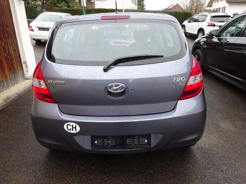 Gebraucht Hyundai i20 Comfort 78 PS (57 kW) 2012 Kleinwagen