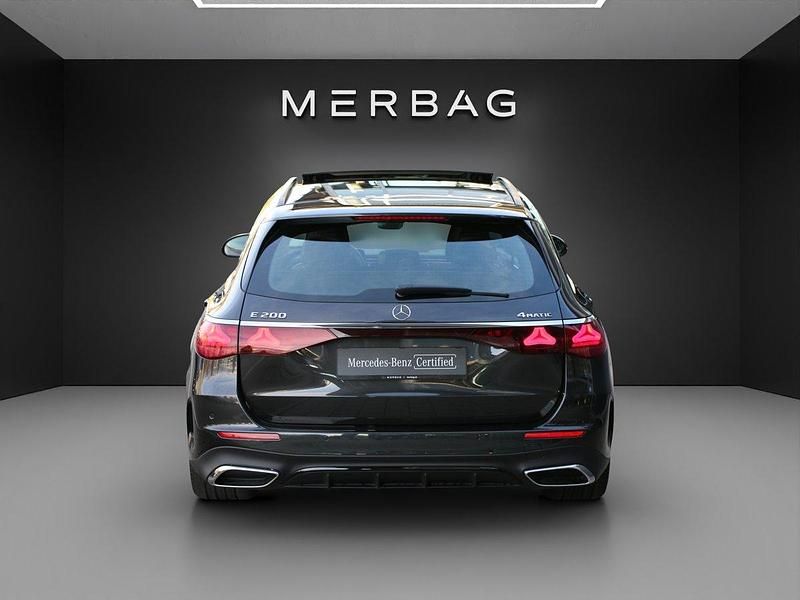 Gebraucht Mercedes E200 204 PS (150 kW) 2025 Grau Kombi
