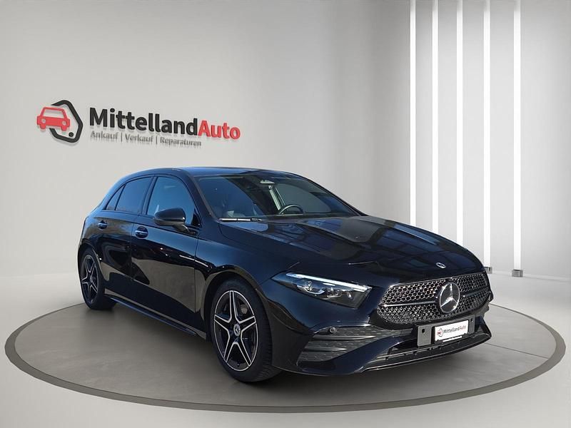 Gebraucht Mercedes A200 163 PS (119 kW) 2024 Limousine