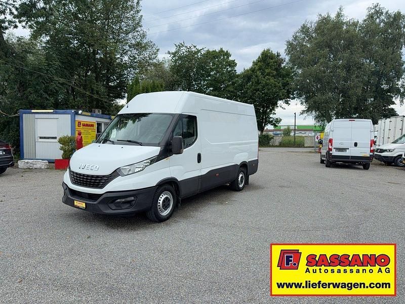 Gebraucht Iveco Daily 136 PS (100 kW) 2020 Van