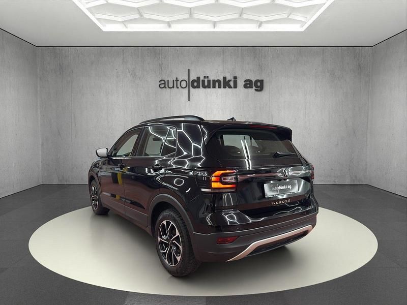 Gebraucht VW T-Cross Life 110 PS (80 kW) 2022 SUV