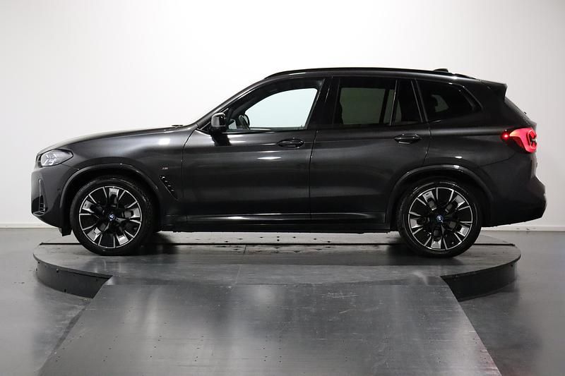 Gebraucht BMW iX3 Impressive 210 kW (286 PS) 2022 Grau SUV