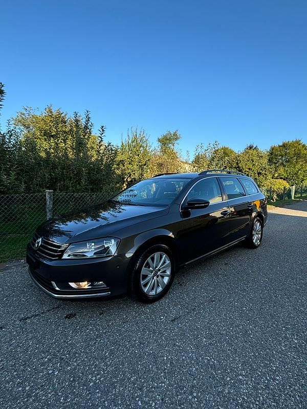 Gebraucht VW Passat Comfortline 160 PS (117 kW) 2012 Kombi