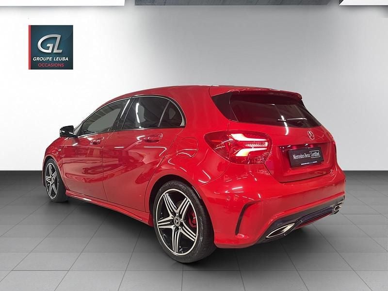 Gebraucht Mercedes A250 218 PS (160 kW) 2017 Rot Limousine