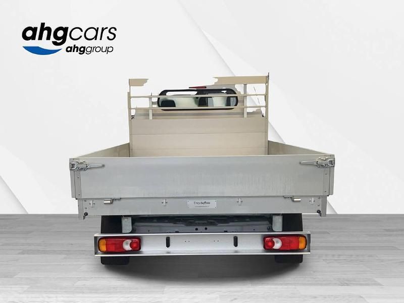 Gebraucht Opel Vivaro-e Combi Essentia 100 kW (136 PS) 2022 Weiss Van