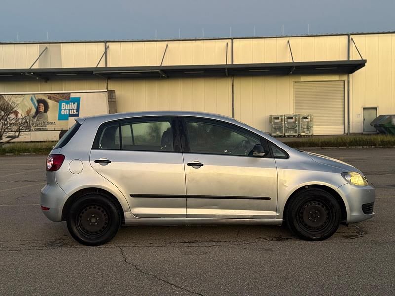 Gebraucht VW Golf Plus Cross Highline 122 PS (89 kW) 2011 Van / Kleinbus