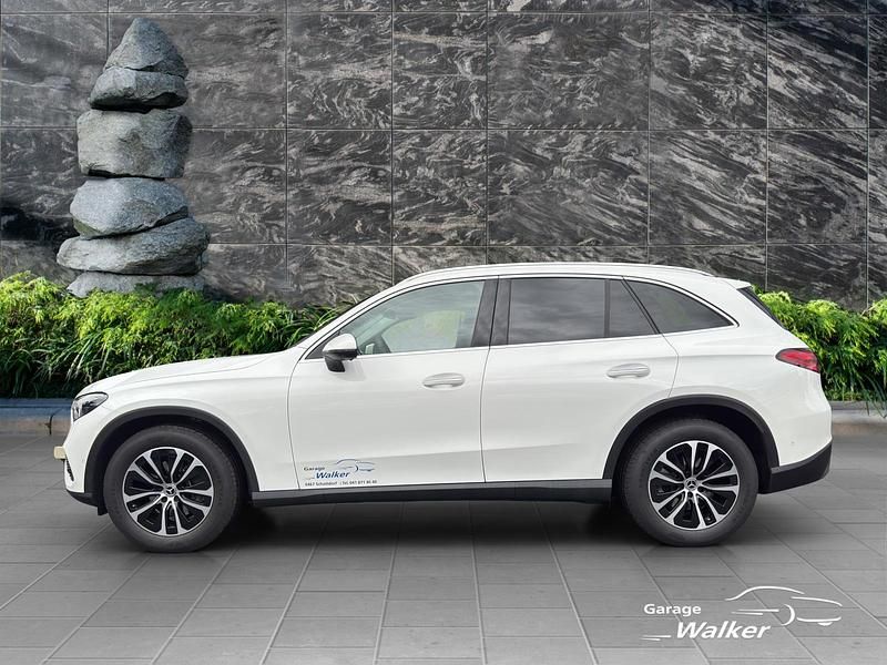 Gebraucht Mercedes GLC220 197 PS (144 kW) 2025