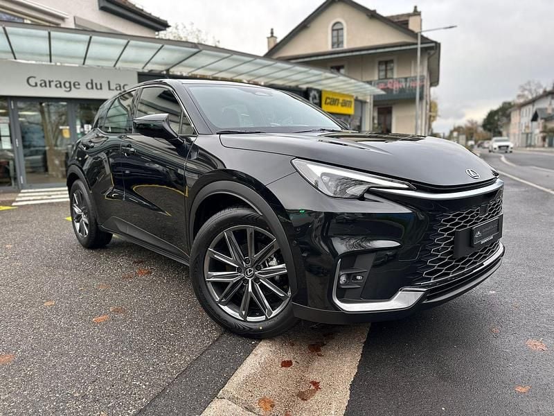 Neu 2025 Lexus LBX SUV | CHF 36’900 (Guter Preis) - Bild 1/4