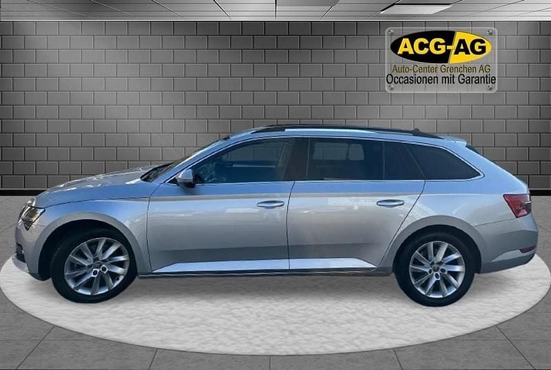 Gebraucht Skoda Superb Ambition 200 PS (147 kW) 2023 Kombi