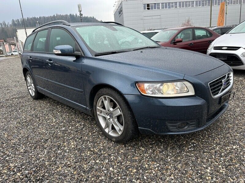 Gebraucht 2009 Volvo V50 Kombi | CHF 1’900 (Superpreis) - Bild 1/4