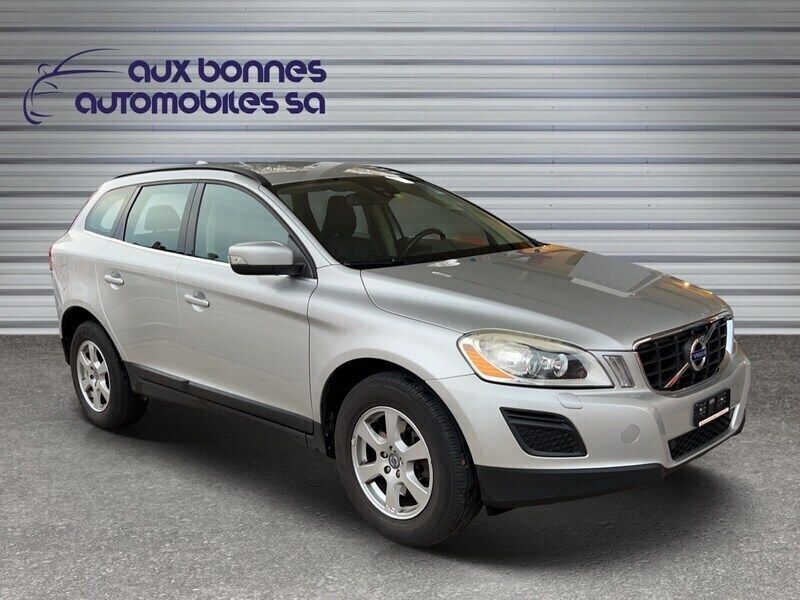 Gebraucht Volvo XC60 Momentum 215 PS (158 kW) 2014 SUV