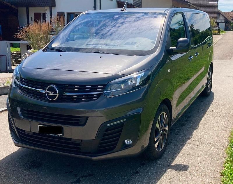 Gebraucht 2021 Opel Zafira Business Elegance Van / Kleinbus | CHF 41’900 (Fairer Preis) - Bild 1/4