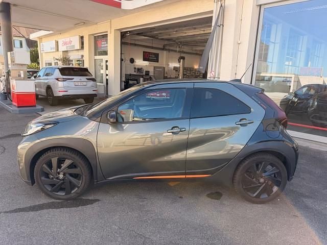 Gebraucht Toyota Aygo X Limited 72 PS (52 kW) 2022 Grün SUV