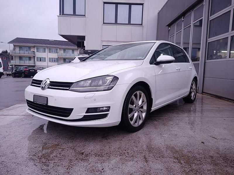 Gebraucht 2015 VW Golf Highline Limousine | CHF 13’900 (Teuer) - Bild 1/4