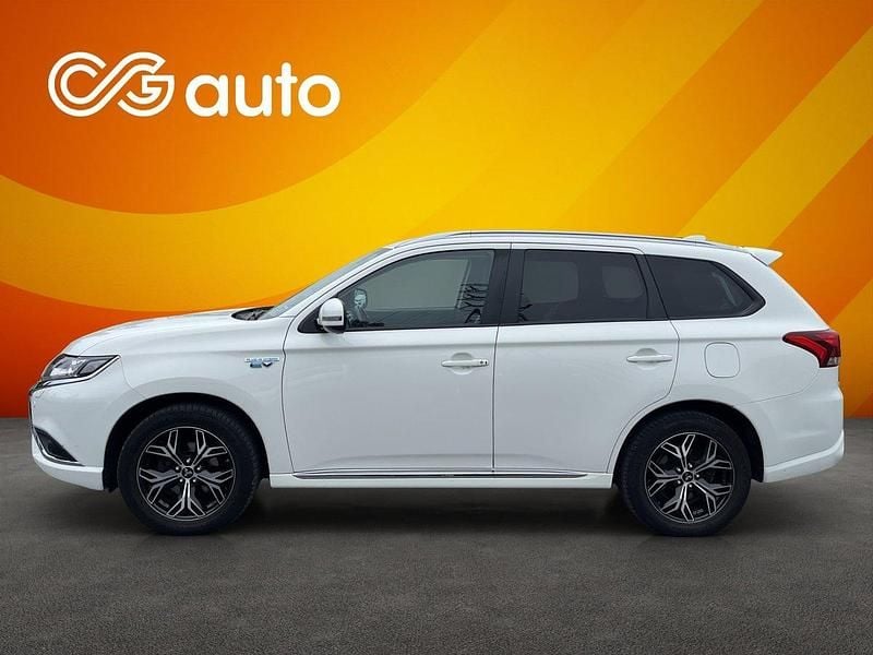 Gebraucht Mitsubishi Outlander P-HEV 224 PS (164 kW) 2019 Weiss SUV