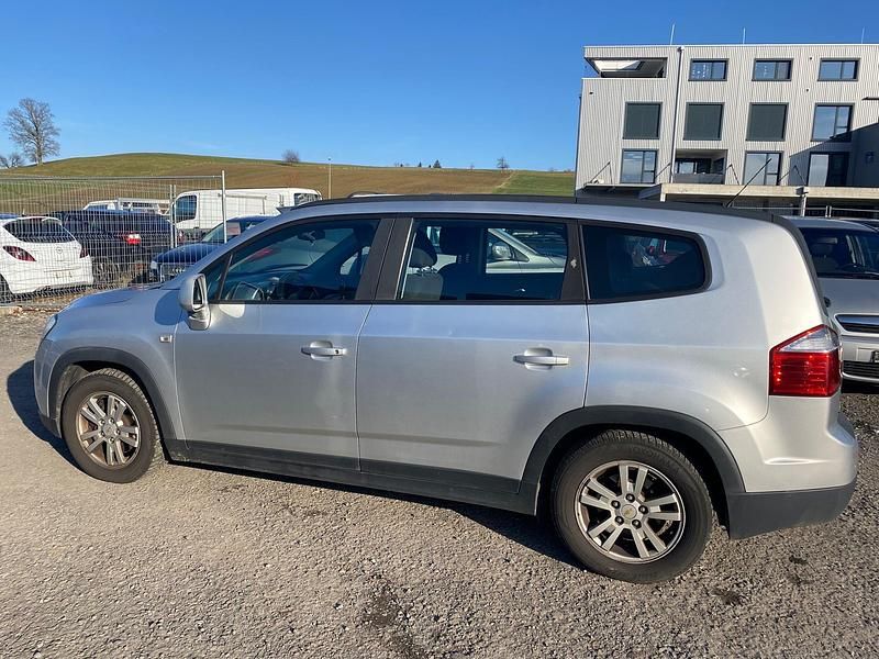 Gebraucht Chevrolet Orlando LS 141 PS (103 kW) 2012 Van / Kleinbus
