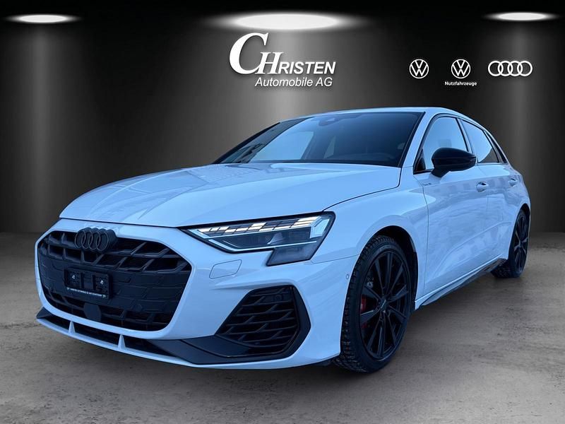 Weiss Gebraucht 2024 Audi S3 Ambiente Limousine | CHF 49’900 (Fairer Preis) - Bild 1/4