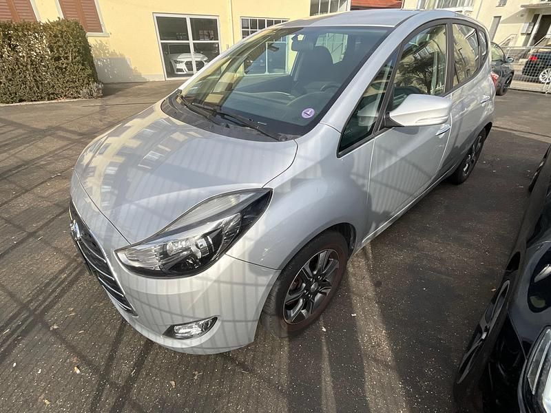 Gebraucht Hyundai ix20 125 PS (91 kW) 2016 Kleinwagen