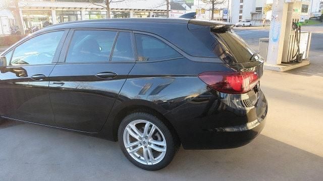 Gebraucht Opel Astra Enjoy 150 PS (110 kW) 2018 Kombi