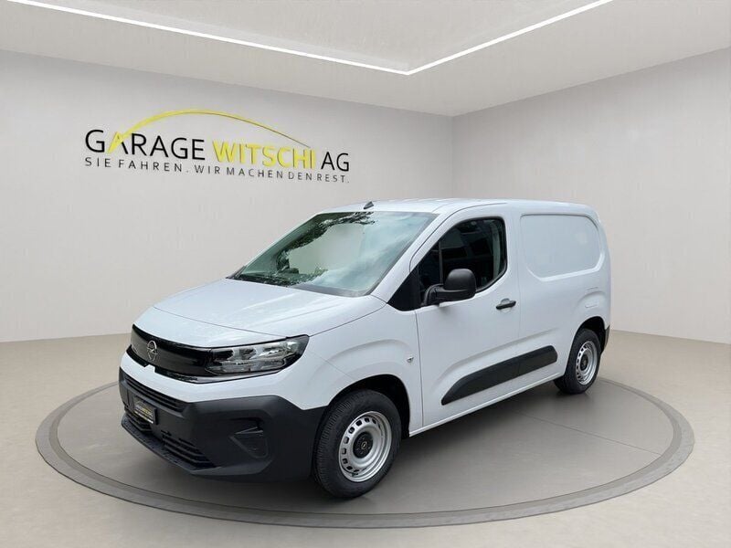 Weiss Gebraucht 2024 Opel Combo S Van / Kleinbus | CHF 25’795 (Fairer Preis) - Bild 1/4