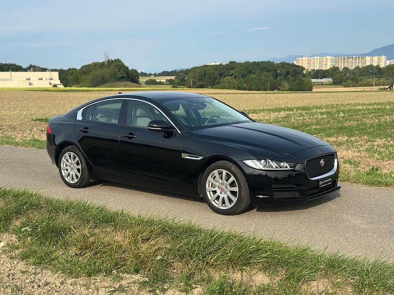 Gebraucht Jaguar XE Prestige 180 PS (132 kW) 2016 Limousine