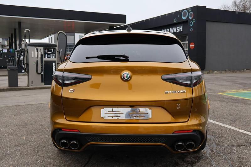 Gebraucht Alfa Romeo Stelvio Quadrifoglio 510 PS (375 kW) 2022 SUV