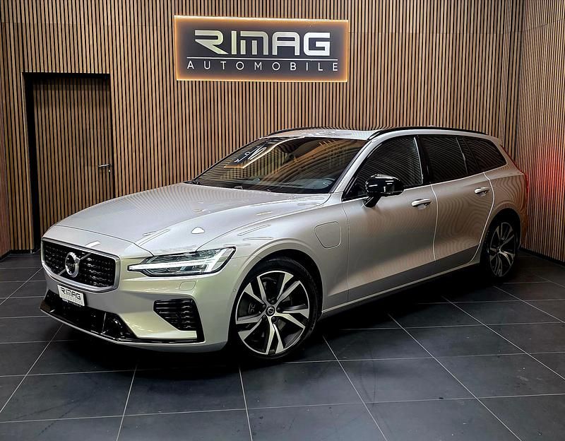 Gebraucht 2019 Volvo V60 R-Design Kombi | CHF 29’900 (Etwas zu teuer) - Bild 1/4