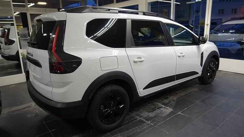 Neu Dacia Jogger Extreme 109 PS (80 kW) 2026 Van / Kleinbus