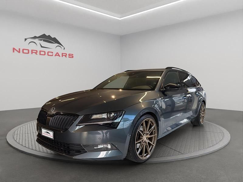 Gebraucht Skoda Superb SportlinePlus 190 PS (139 kW) 2019 Kombi
