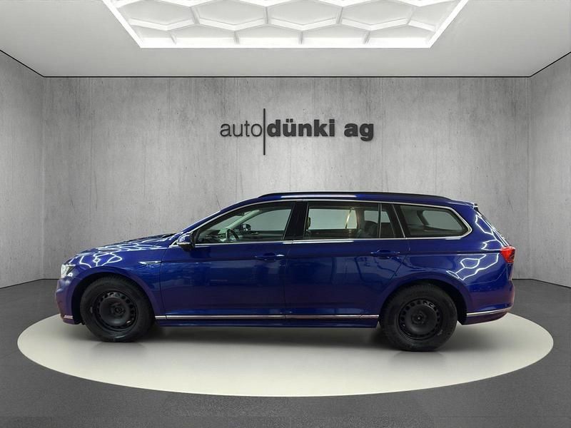 Gebraucht VW Passat Business 190 PS (139 kW) 2020 Blau Kombi