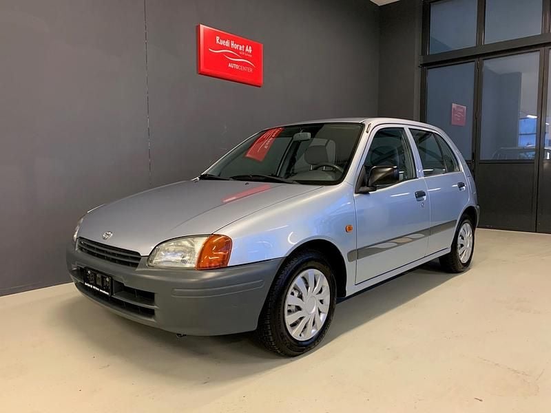 Silber Gebraucht 1996 Toyota Starlet Kleinwagen | CHF 7’900 - Bild 1/4