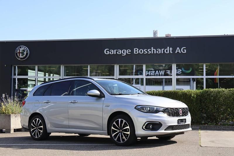 Grau Gebraucht 2017 Fiat Tipo Lounge Kombi | CHF 13’500 (Fairer Preis) - Bild 1/4