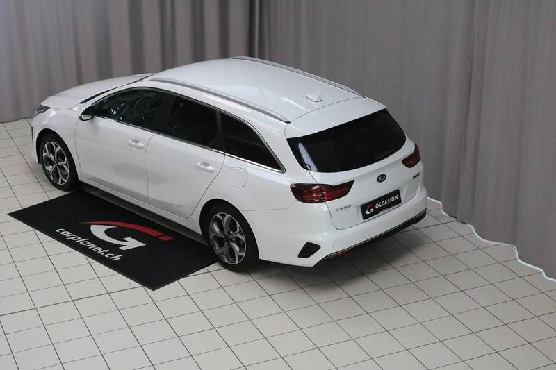 Gebraucht Kia Ceed Sportswagon 136 PS (100 kW) 2022 Weiss Kombi