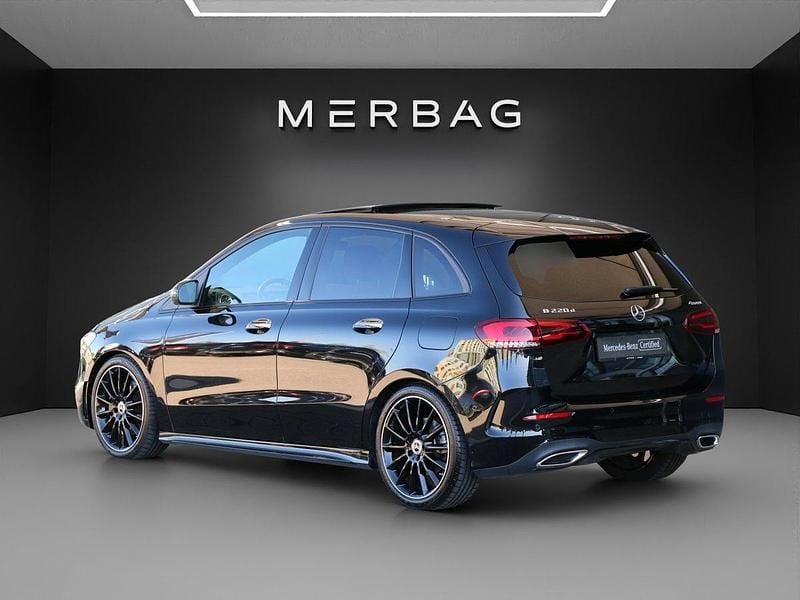 Gebraucht Mercedes B220 AMG line 190 PS (139 kW) 2022 Schwarz Van / Kleinbus
