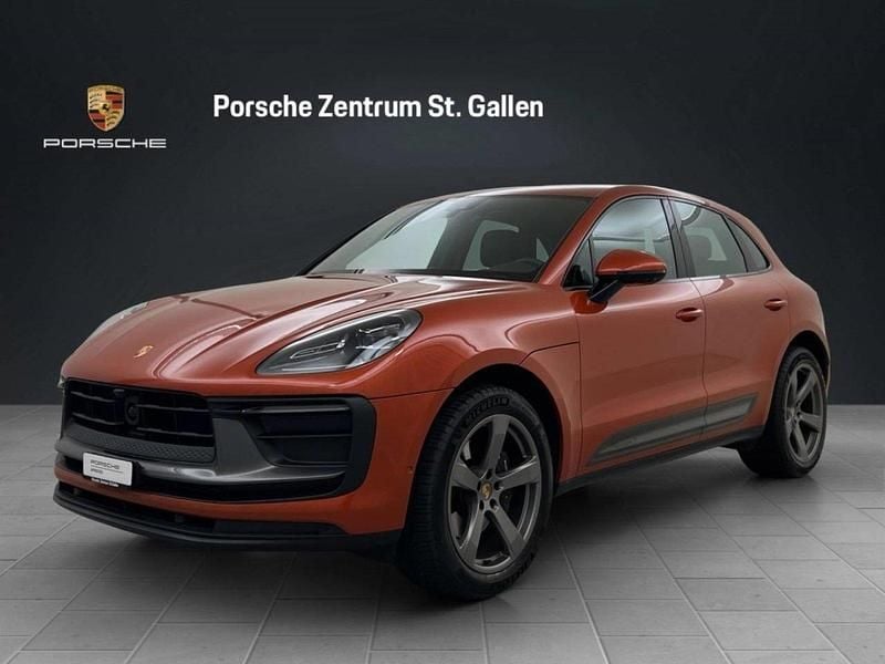 Orange Gebraucht 2023 Porsche Macan SUV | CHF 76’900 (Teuer) - Bild 1/4