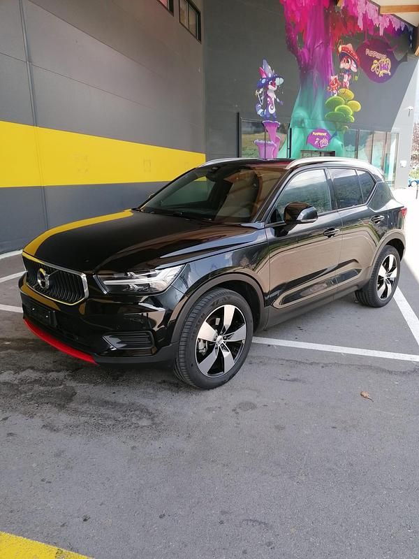 Gebraucht Volvo XC40 Momentum 163 PS (119 kW) 2020 SUV