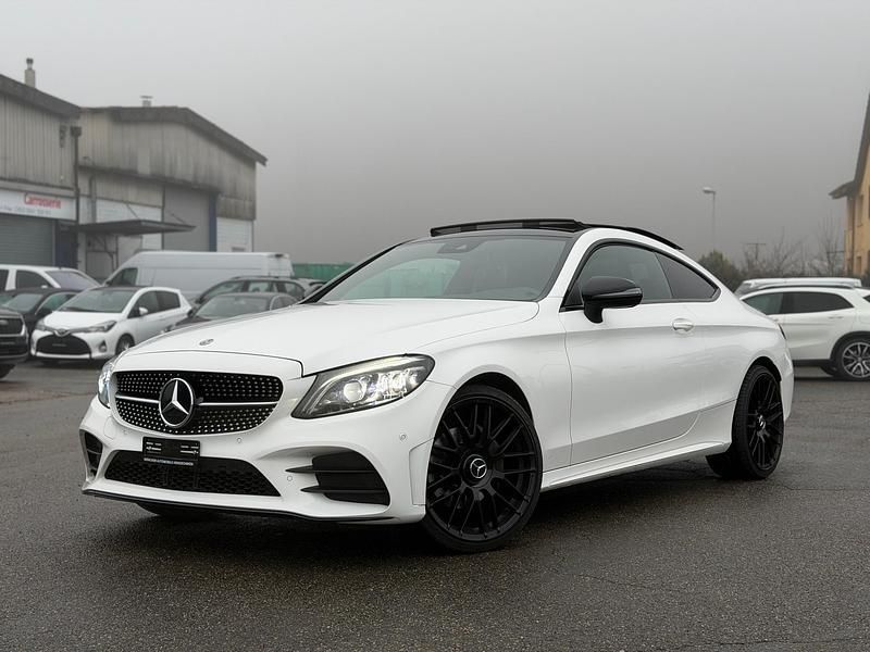 Gebraucht Mercedes C180 AMG line 156 PS (114 kW) 2019