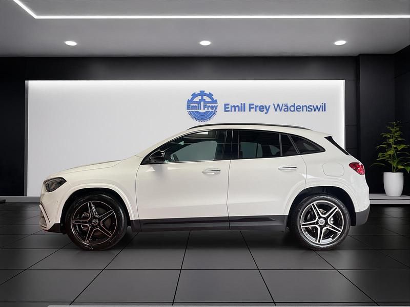 Gebraucht Mercedes GLA200 AMG line 177 PS (130 kW) 2025 Weiss SUV