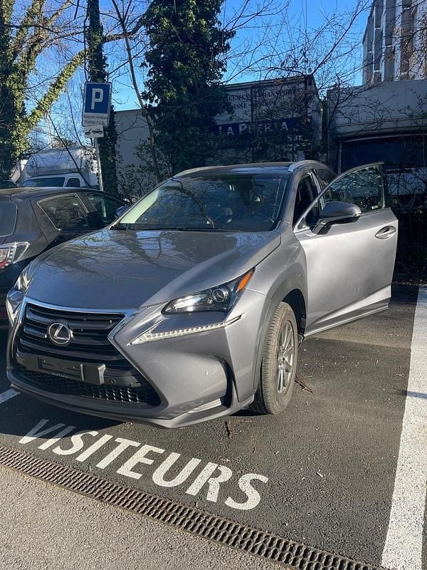 Gebraucht Lexus NX300h E-FOUR 197 PS (144 kW) 2015 SUV