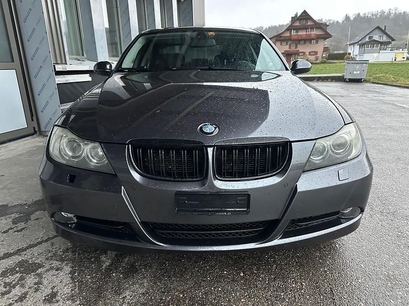 Gebraucht BMW 320 150 PS (110 kW) 2008