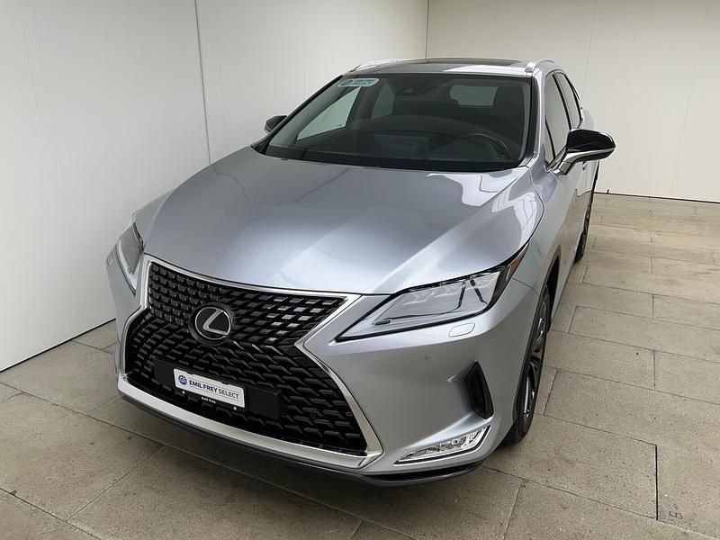 Gebraucht Lexus RX300 238 PS (175 kW) 2022 Silber SUV
