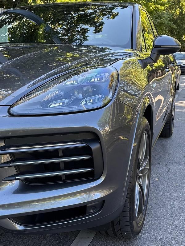 Gebraucht 2020 Porsche Cayenne SUV | CHF 62’000 (Teuer) - Bild 1/4