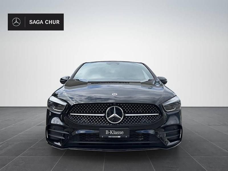 Gebraucht Mercedes B220 AMG line 204 PS (150 kW) 2024 Van / Kleinbus